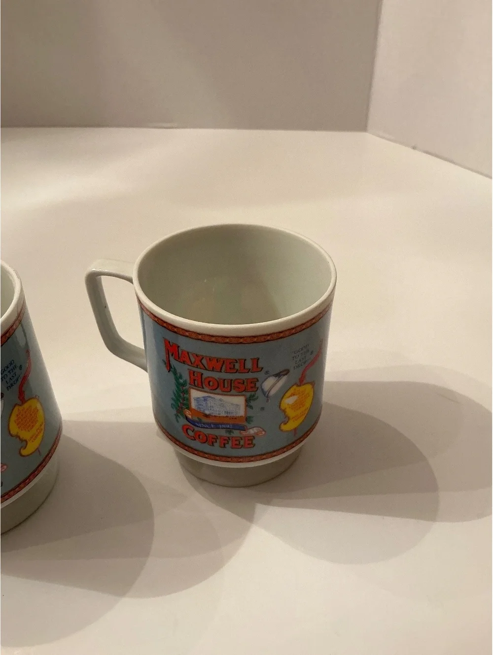 Vintage 70’s Maxwell House Coffee pedestal footed mug cup 8 oz. Set of 2